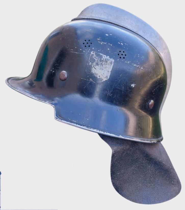 Duitse WO2 M34 double decal Feuerschutzpolizei helmet, Verzamelen, Militaria | Tweede Wereldoorlog, Landmacht, Helm of Baret, Duitsland