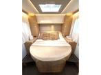 Adria Sonic 700 DC PLUS QUEENSBED HEFBED FACE TO FACE CAMPER, Integraal, 7 tot 8 meter, Bedrijf, Adria
