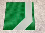 Lego: Grondplaat met 1 rijstrook in hoek Groen/ grijs, Ophalen of Verzenden, Gebruikt, Lego