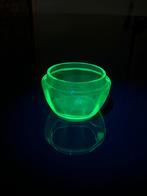 Uranium groen glas bakje uraniumglas, Ophalen of Verzenden