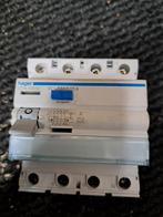 Hager CDA440G Aardlekschakelaar 40A, Ophalen of Verzenden, Schakelaar