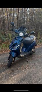 Piaggio zip 125cc (te ruil), Fietsen en Brommers, Scooters | Piaggio, Ophalen of Verzenden, Zo goed als nieuw, Benzine, Zip