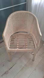 Mooie rotan stoel!, Huis en Inrichting, Stoelen, Ophalen, Zo goed als nieuw, Overige kleuren, Eén