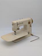 Bernina 533 naaimachine, Hobby en Vrije tijd, Naaimachines en Toebehoren, Ophalen of Verzenden, Zo goed als nieuw, Bernina