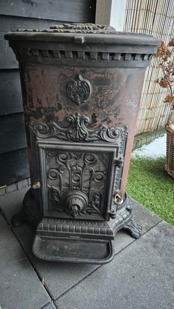 Antieke Goblin Hout/Kolenkachel, Huis en Inrichting, Kachels, Ophalen, Gebruikt, Houtkachel, Vrijstaand