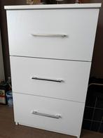 kledingkast met drie lades, Ophalen, Zo goed als nieuw