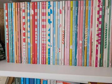 Stapel flow tijdschriften  beschikbaar voor biedingen
