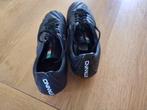 Voetbalschoenen, Sport en Fitness, Voetbal, Ophalen, Zo goed als nieuw, Schoenen