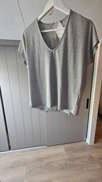 No man's land t-shirt beschikbaar voor biedingen