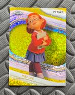Topps Disney Chrome 2025 | Mei Lee #164 Yellow Mini Diamonds, Ophalen of Verzenden, Overige figuren, Nieuw, Plaatje of Poster