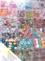 Doos allerhande rocailles en pailletten, Ophalen of Verzenden, Zo goed als nieuw, Kraal