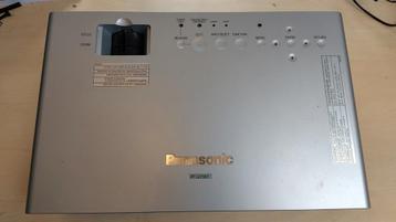 Panasonic LCD projector PT-LB75NT beschikbaar voor biedingen
