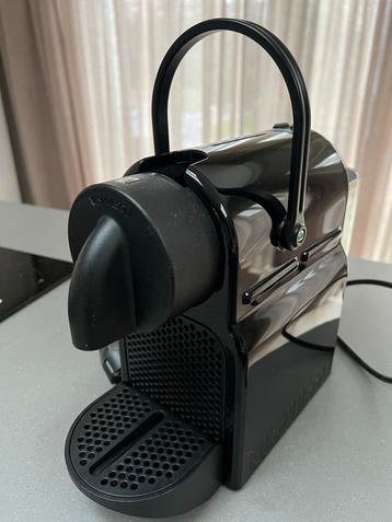 Nespresso Magimix Inissia - Espresso Machine beschikbaar voor biedingen