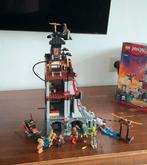 LEGO NINJAGO Belegering van de Vuurtoren - 70594. bouwboek, Kinderen en Baby's, Speelgoed | Duplo en Lego, Ophalen of Verzenden