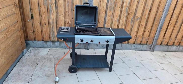 Gasbarbecue met Lavastenen + Afdekzeil, Tuin en Terras, Gasbarbecues, Ophalen of Verzenden
