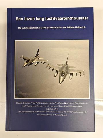 3,7 kg fotoboek en luchtvaartmemoires van Willem Helfferich. beschikbaar voor biedingen