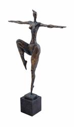 Bronzen beeld van naakte danseres, op marmeren sokkel, 52 cm, Ophalen of Verzenden