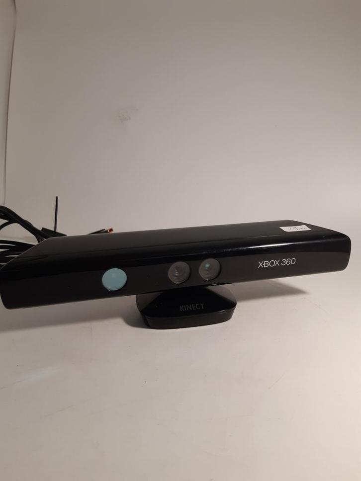 Xbox 360 Kinect webcam/camera voor Xbox 360 consoles, Spelcomputers en Games, Spelcomputers | Xbox 360, Gebruikt, 256 MB, Met 1 controller