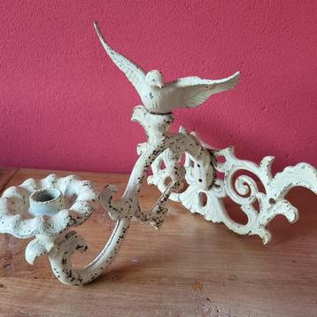 Brocante kandelaar met duif – wand kandelaar Franse stijl beschikbaar voor biedingen