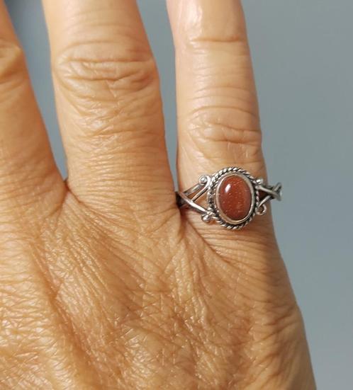 zilveren ring met natuurlijke Zonnesteen steen zilver 925, Sieraden, Tassen en Uiterlijk, Ringen, Nieuw, Dame, Kleiner dan 17