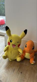 Knuffels Pikachu en Charmander, Kinderen en Baby's, Speelgoed | Knuffels en Pluche, Ophalen, Zo goed als nieuw, Overige typen