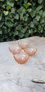 4 franse rosé glazen schaaltjes, Ophalen of Verzenden