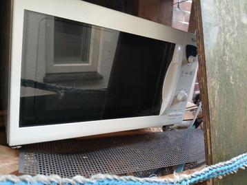 MAGNETRON. WHIRLPOOL, GEBRUIKT  beschikbaar voor biedingen