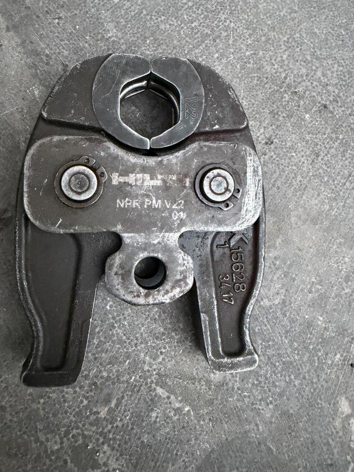 Mini persbek v22 hilti, Doe-het-zelf en Verbouw, Gereedschap | Machine-onderdelen en Toebehoren, Gebruikt, Ophalen