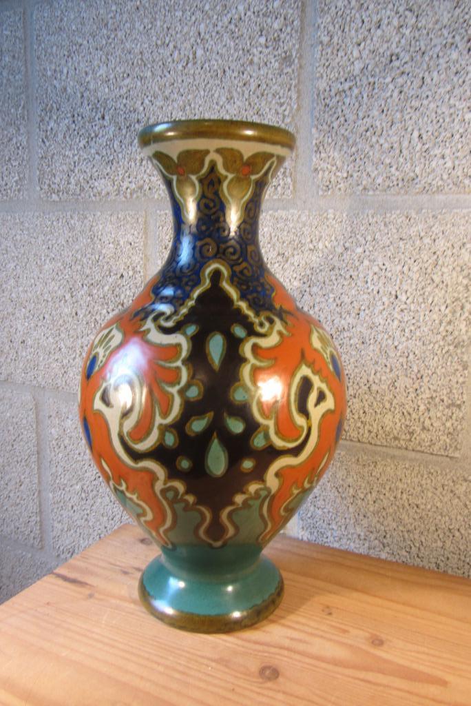 Vaas (plateel) van Plateelbakkerij Zuid-Holland, Gouda, Antiek en Kunst, Antiek | Keramiek en Aardewerk, Ophalen of Verzenden