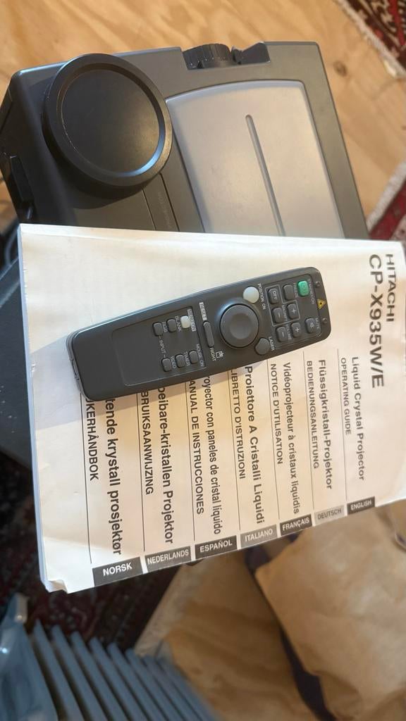 Hitachi CP-X935W/E LCD projector, Verzenden, Zo goed als nieuw, LCD, Overige resoluties
