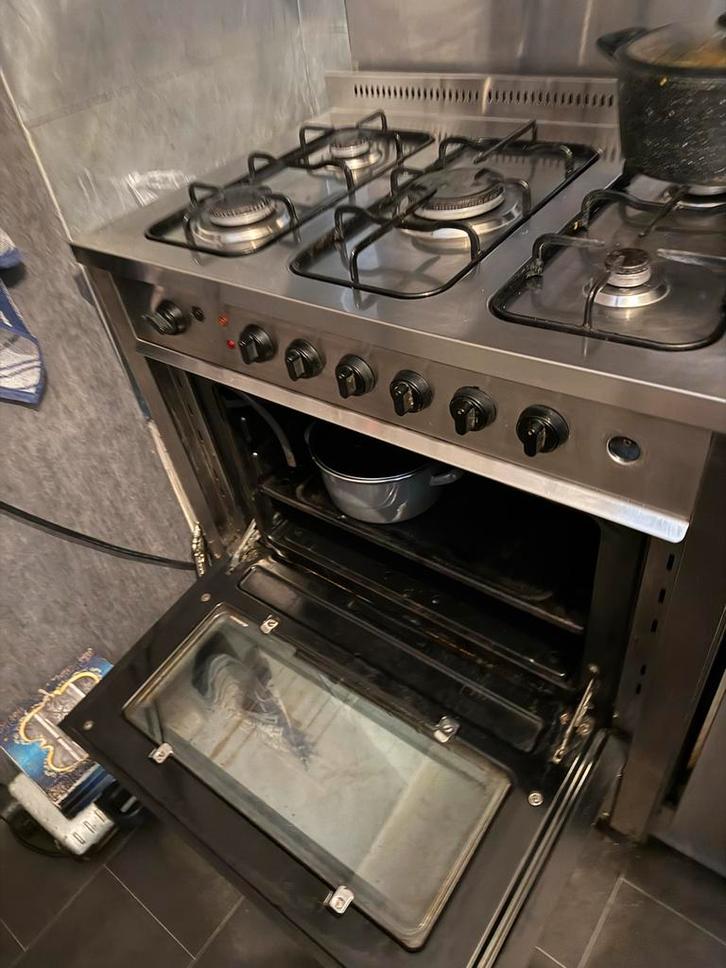 Etna 5-pits fornuis, Witgoed en Apparatuur, Fornuizen, Gebruikt, Vrijstaand, Gas, 5 kookzones of meer, 90 tot 95 cm, 60 cm of meer