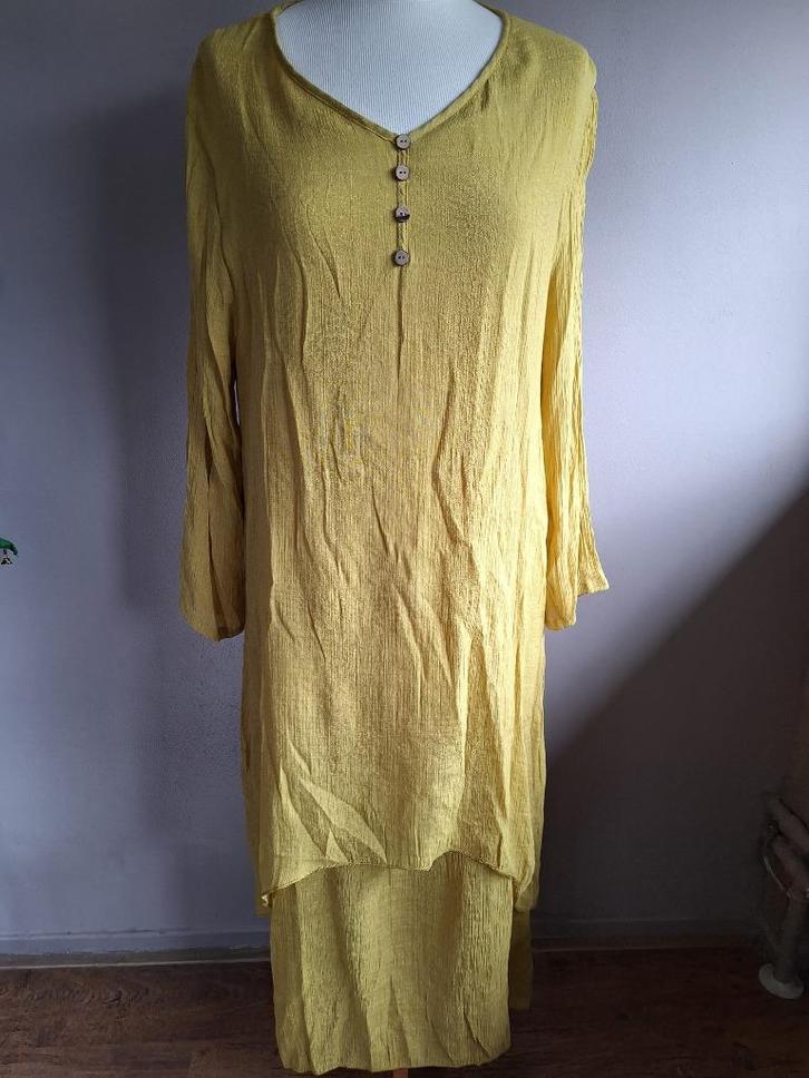 Nieuwe lange mosterd gele stretch jurk, maat L/XL, Kleding | Dames, Jurken, Nieuw, Maat 42/44 (L), Geel, Onder de knie, Ophalen of Verzenden