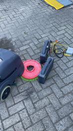 Schob zuig machine, Ophalen, Zo goed als nieuw, Schrobmachine