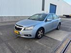 Chevrolet Cruze 1.6 2010 Blauw Koopje!!, Auto's, Voorwielaandrijving, 65 €/maand, 15 km/l, 4 cilinders