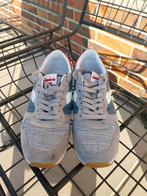 Diadora schoenen maat 43, Blauw, Ophalen of Verzenden, Sneakers of Gympen, Gedragen