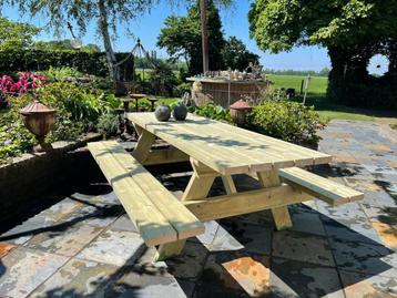 Kastanje palen, Haarhout, Picknickbank, Schapengaas, Robinia beschikbaar voor biedingen
