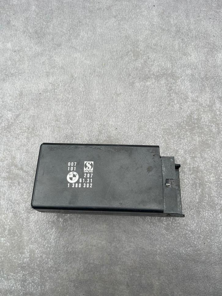 BMW E30 Centrale Vergrendeling 61.31 1 380 302 (007 101 207), Auto-onderdelen, Besturing, BMW, Gebruikt, Ophalen of Verzenden