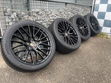 21 inch Porsche Macan velgen 5x112 + PIRELLI zomerbanden NO beschikbaar voor biedingen