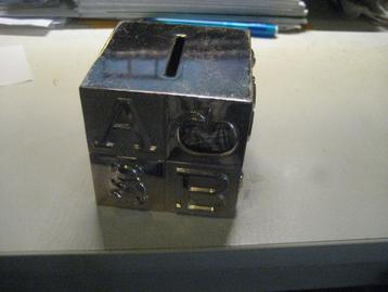 Spaarpot kubus baby motief verzilverd2 beschikbaar voor biedingen