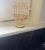 Mijn grootste held super pap hout (3 stuks beschikbaar), Ophalen of Verzenden, Zo goed als nieuw