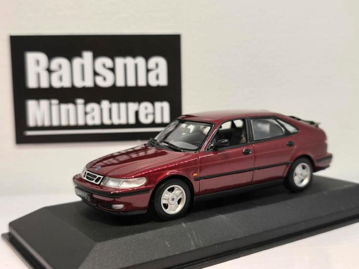 Saab 9-3 Sedan SE Turbo - Bordeauxrood - 1:43 Minichamps, Hobby en Vrije tijd, Modelauto's | 1:43, Zo goed als nieuw, Auto, MiniChamps