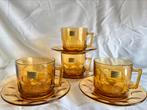 4 Vintage amberkleurige koffiekop en schotel Arcoroc Nieuw!, Ophalen of Verzenden