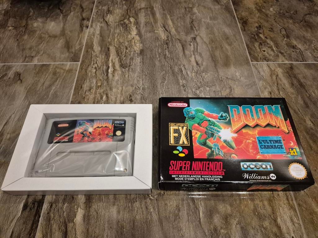 Doom - Super Nintendo snes, Spelcomputers en Games, Games | Nintendo Super NES, 1 speler, Ophalen of Verzenden, Shooter, Vanaf 3 jaar