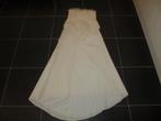 Trouwjurk 42/44 inclusief omslagdoek, Kleding | Dames, Trouwkleding en Trouwaccessoires, Ophalen of Verzenden, Gedragen, Wit, Trouwjurk