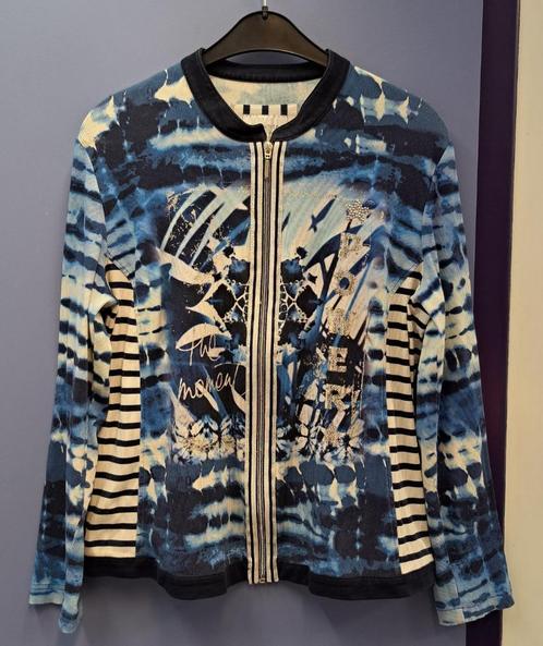 Just White vestje blauw tinten en wit met rits mt 44 48393, Kleding | Dames, Truien en Vesten, Zo goed als nieuw, Maat 42/44 (L)