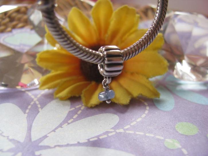 Pandora bedel 790166AM = DANGLE + amethyst(je) = FEBRUARI, Sieraden, Tassen en Uiterlijk, Bedels, Zo goed als nieuw, Pandora, Zilver