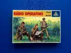 italeri 328 Radio Operators 1/35, Hobby en Vrije tijd, Modelbouw | Figuren en Diorama's, Ophalen of Verzenden, Nieuw, 1:35 tot 1:50