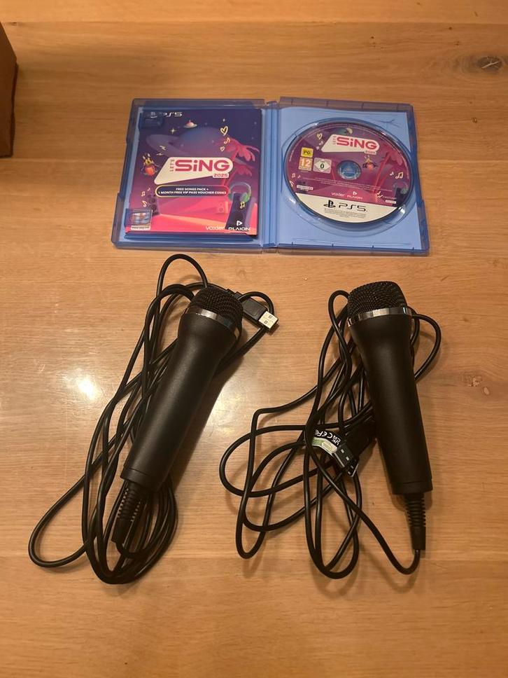 Let's Sing 2025 PS5 + 2 Microfoons, Spelcomputers en Games, Games | Sony PlayStation 5, Zo goed als nieuw, Ophalen of Verzenden