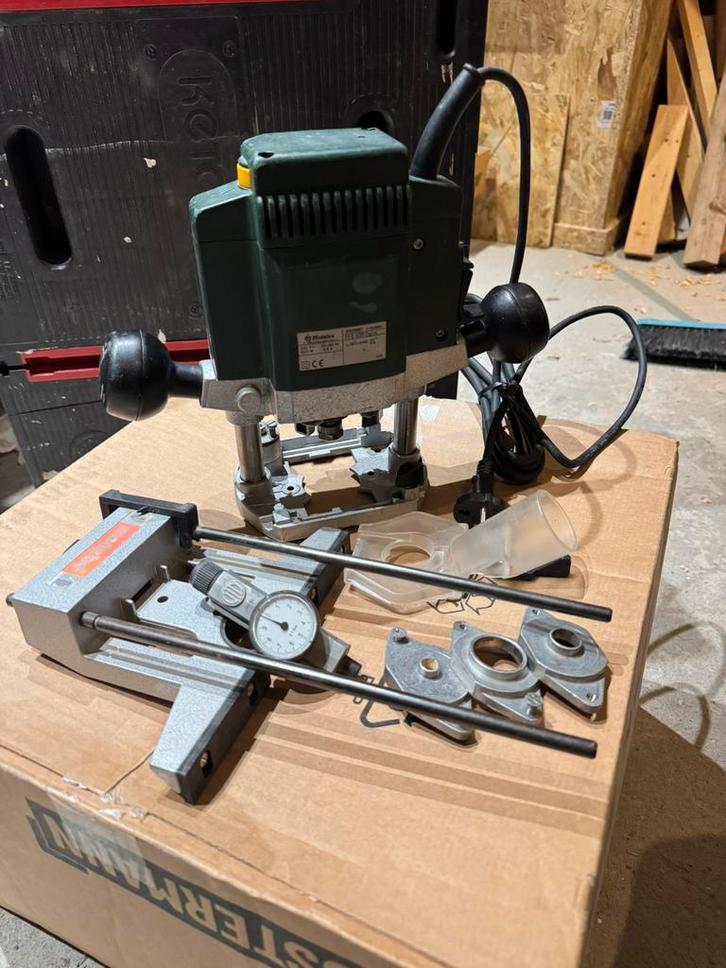 Metabo Bovenfrees, Doe-het-zelf en Verbouw, Gereedschap | Freesmachines, Zo goed als nieuw, Elektrisch, Bovenfrees, Ophalen