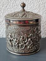 Antieke Zilveren Doos met Reliëf, Ophalen of Verzenden
